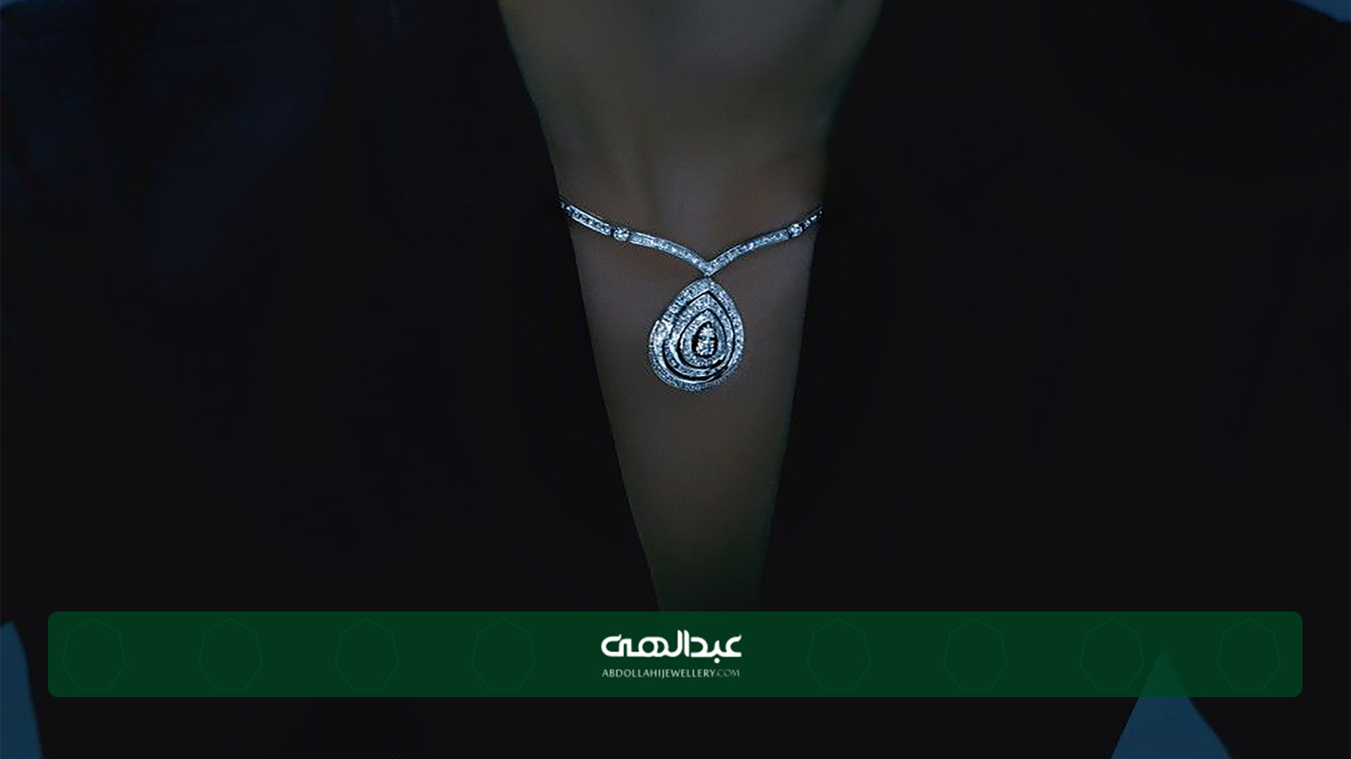 قانون سه‌تایی در ست کردن جواهرات