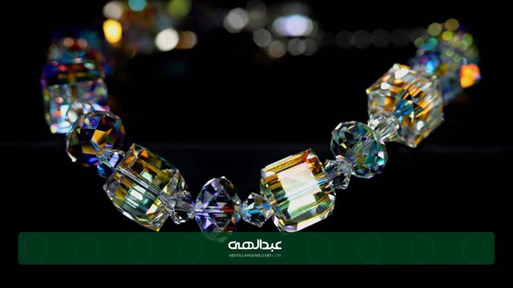 تاثیر نور و زاویه دید بر جواهرات